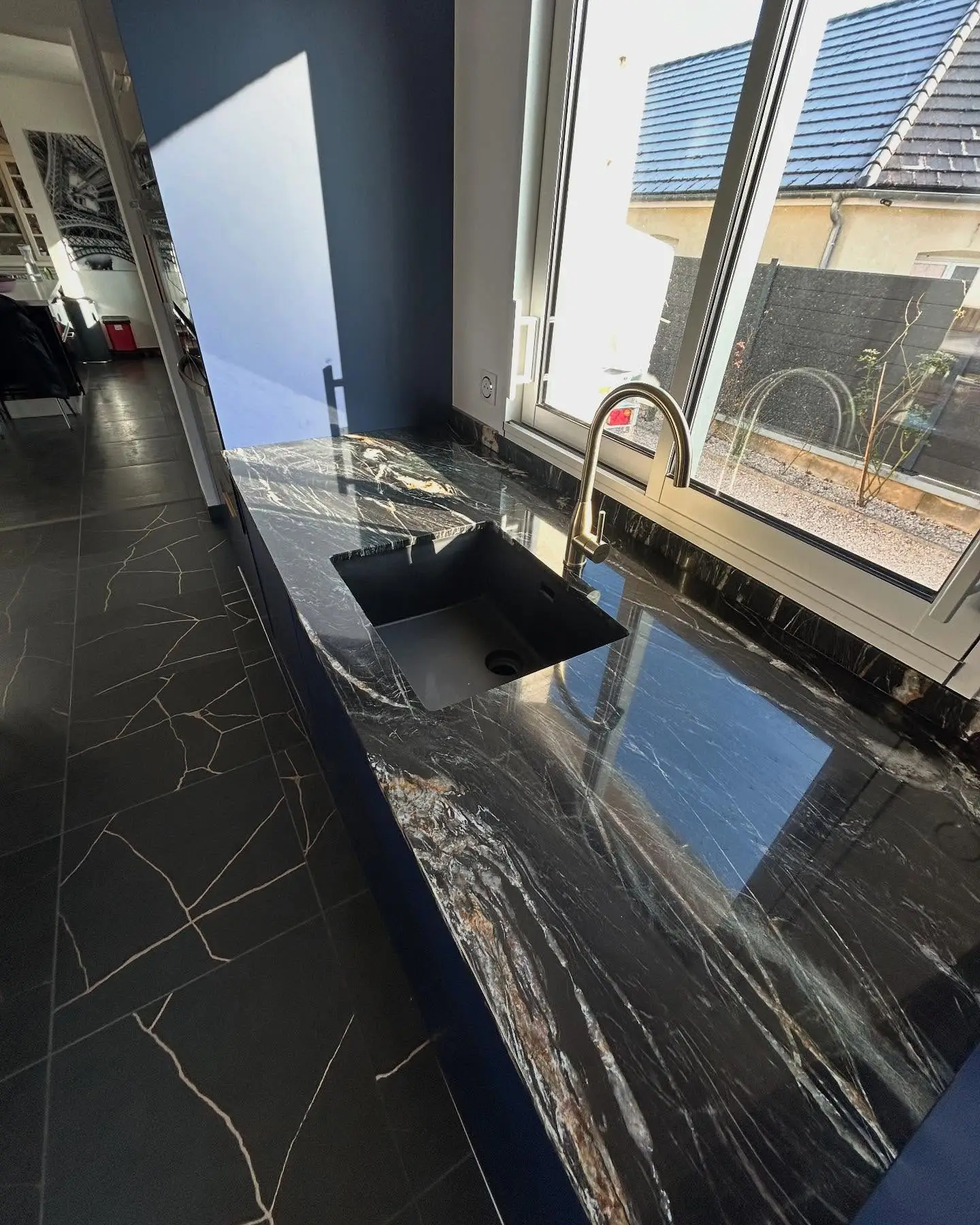 Plan de travail d'une cuisine en quartzite belvédère