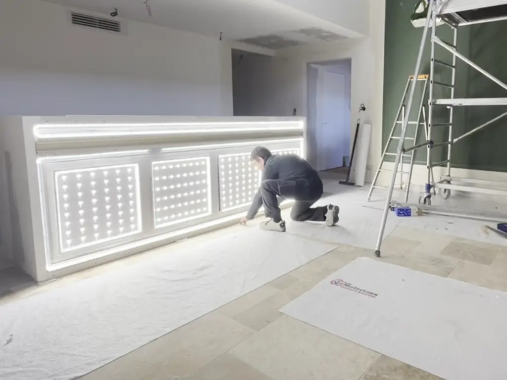 Pose en cours pour la marbrerie Pierre & Ceramic